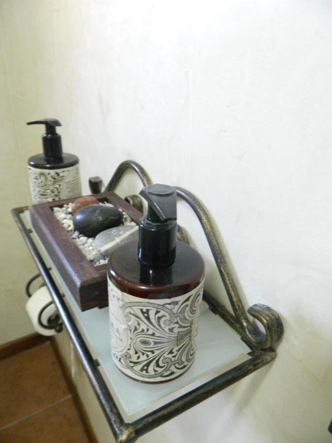Aloe Cottage Mbombela ภายนอก รูปภาพ
