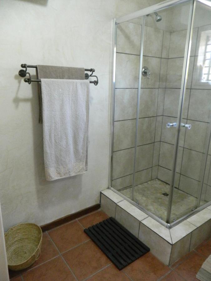 Aloe Cottage Mbombela ภายนอก รูปภาพ